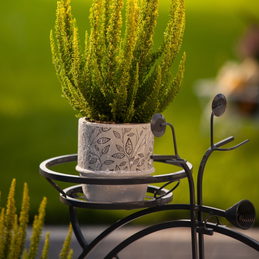 Kovový záhon na Model:132